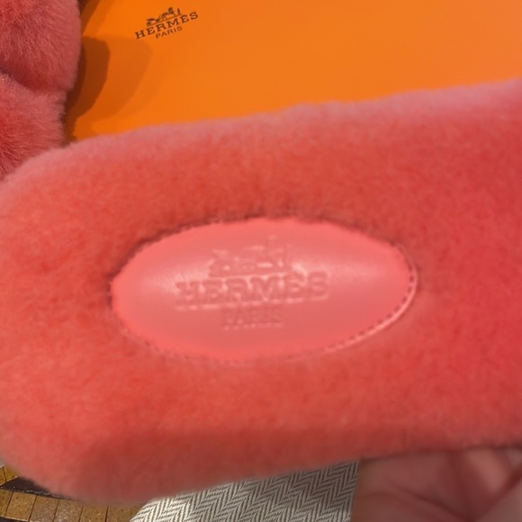 Brand New HERMES Fuzzy Orans size 39 - Picture 5 of 9